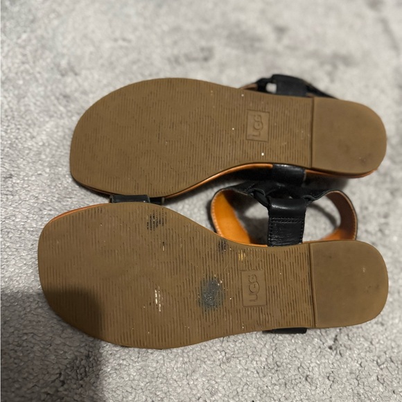 UGG sandals - Picture 7 of 7